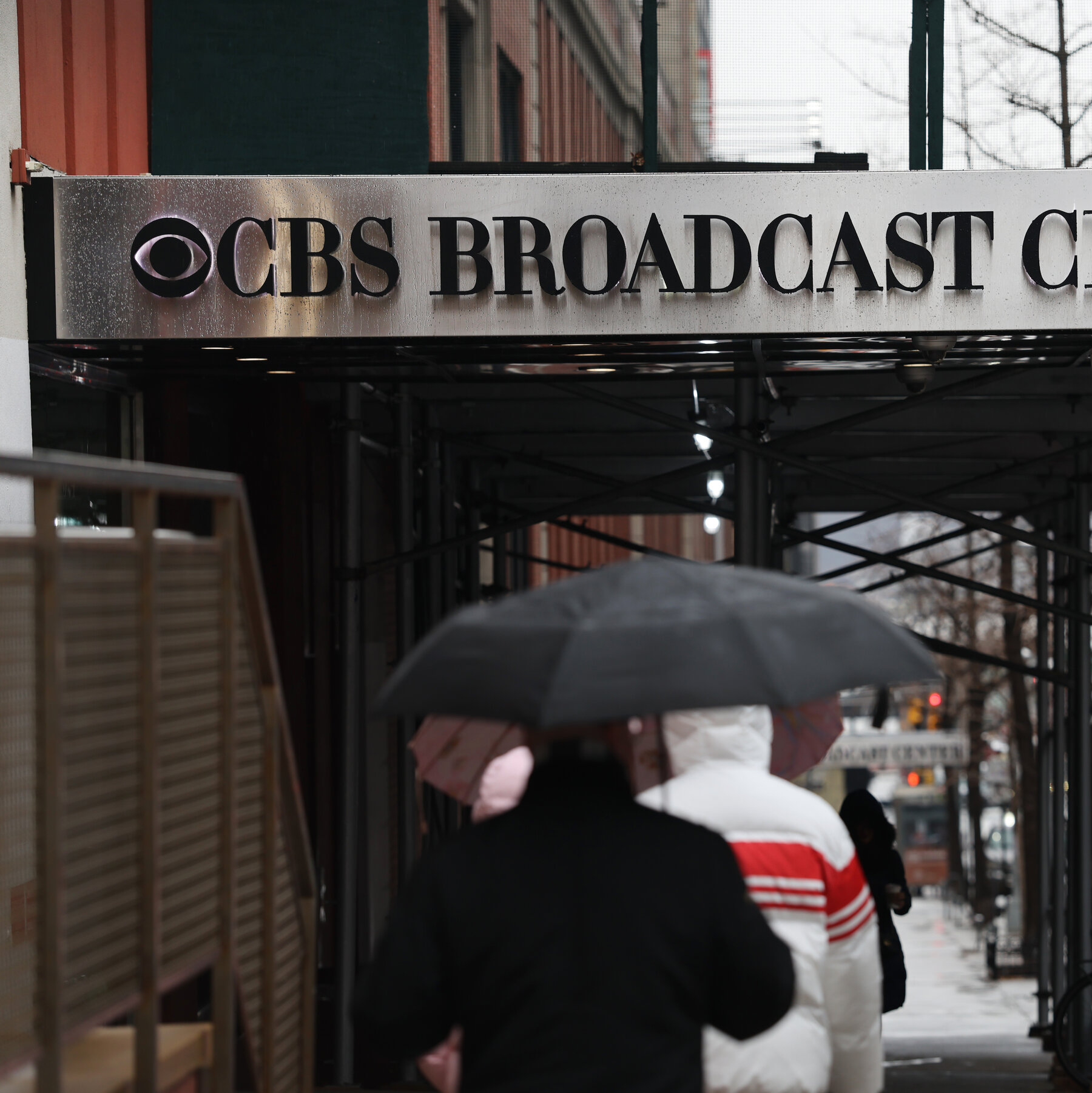 How National Media Desks Investigate Major Broadcast Newsrooms