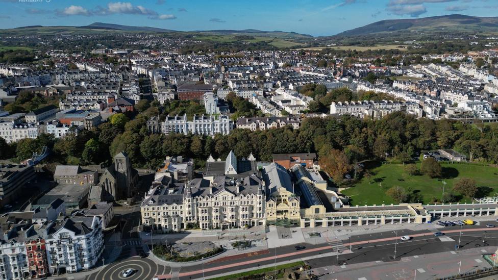 Isle of Man Election Focuses on Surging Living Costs