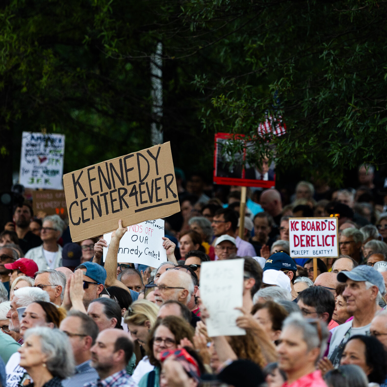 Kennedy Center Supporters Rally as Trump Demolition Fears Grow