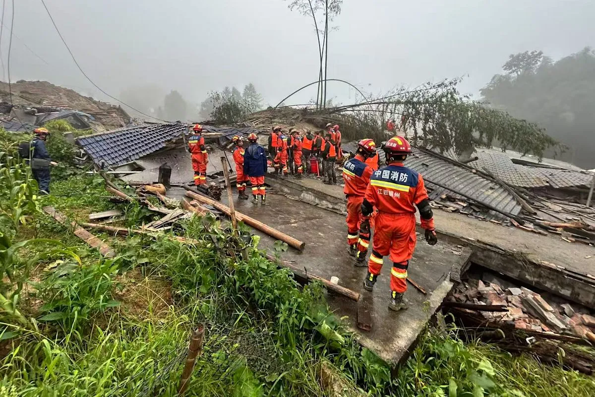 China Mudslide Fatalities Rise as Typhoon Saudel Hits Inland