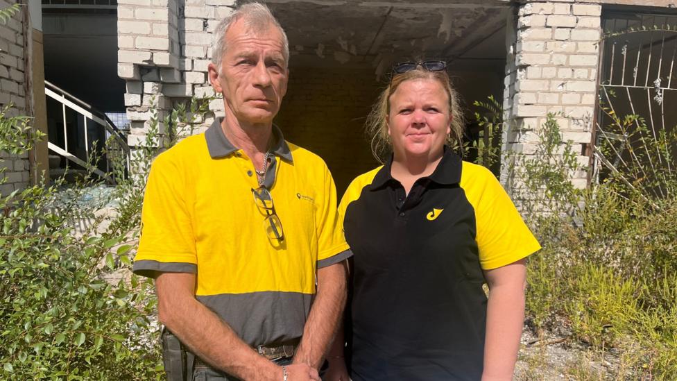 Ukrainian Postal Workers Deliver Vital Aid Along Battle Lines