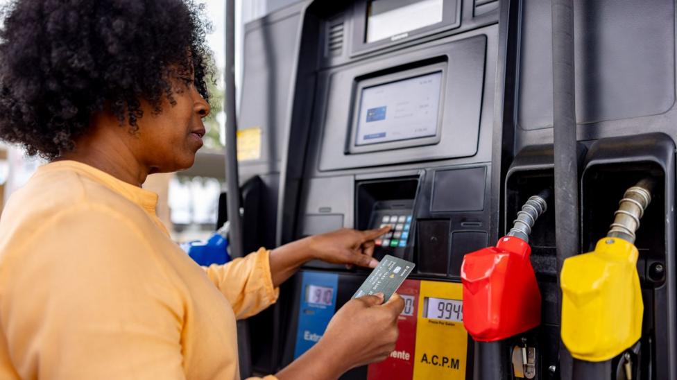 US Inflation Rises to 3.4 Percent as Fuel Costs Squeeze Budgets