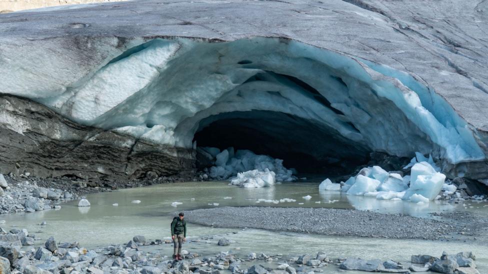 Swiss Glaciers Record Disastrous Ice Loss, Water Supplies at Risk